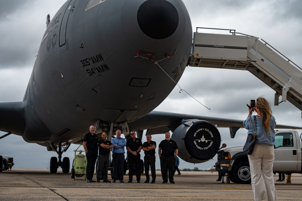 305th AMW bids last farewell to the KC-10