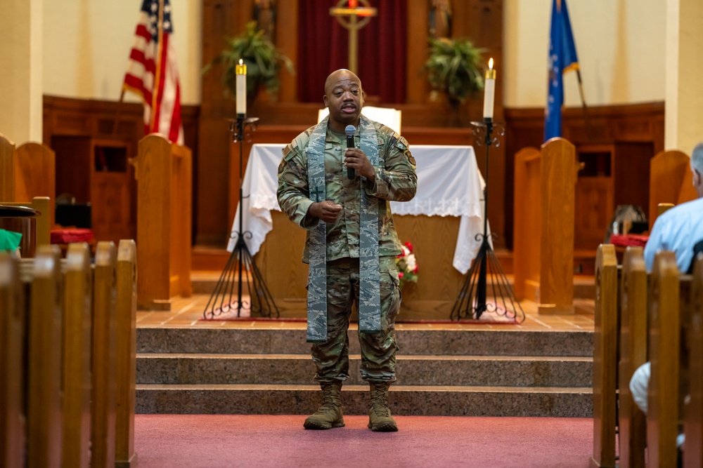 JBSA Randolph Protestant Community installs new Chaplain