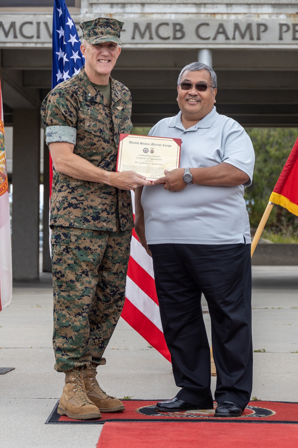 Civilians receive awards on dedicated federal service