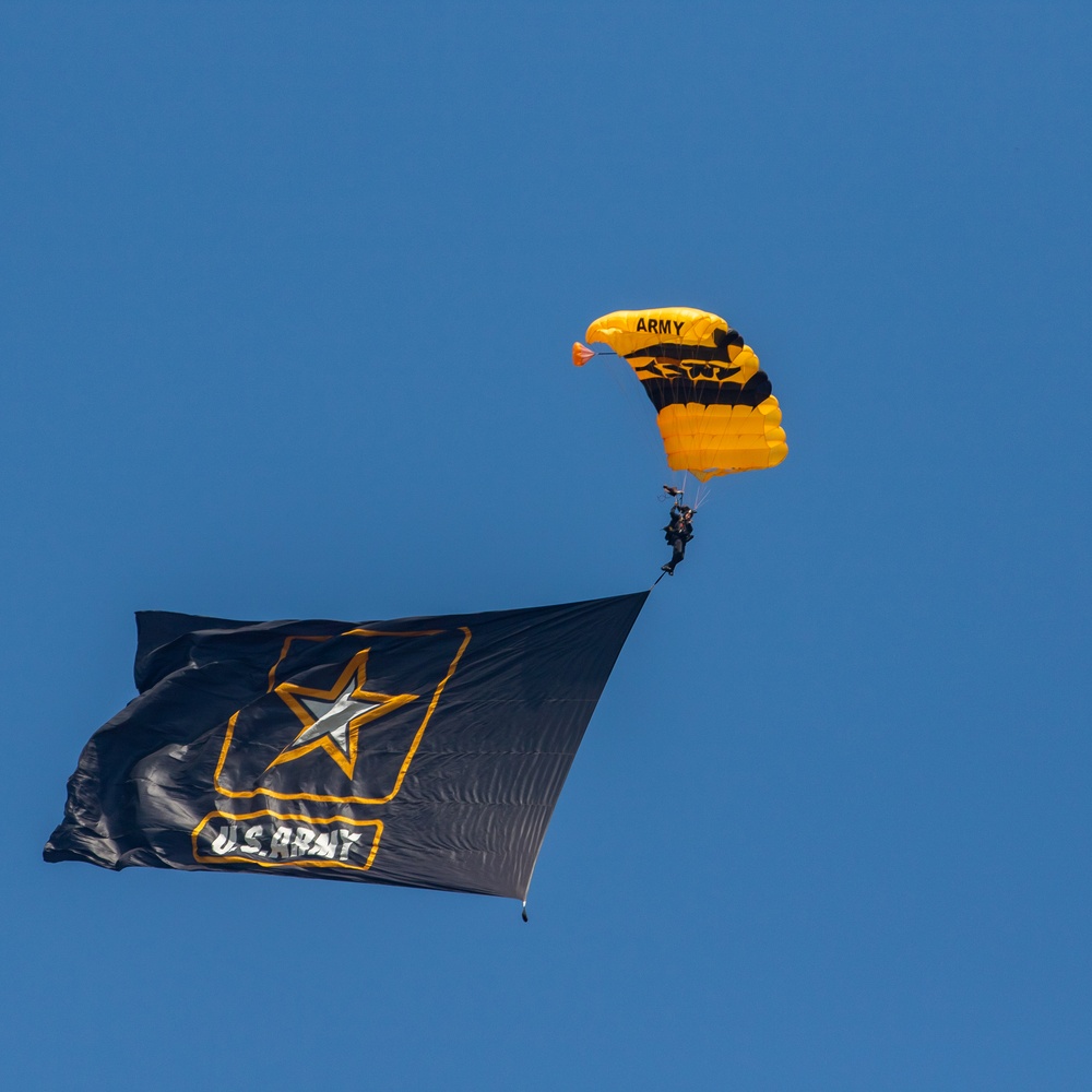 Golden Knights Jump at Mountainfest 2023