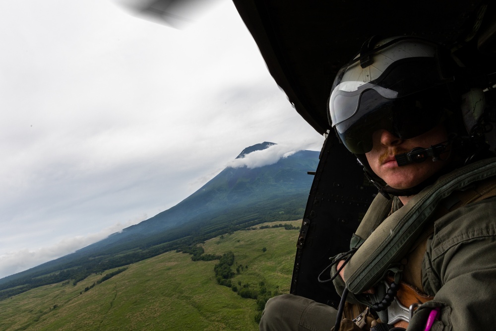 Fuji Viper 23| 3rd Recon Battalion and HMLA 169 Conduct Fast Rope Training