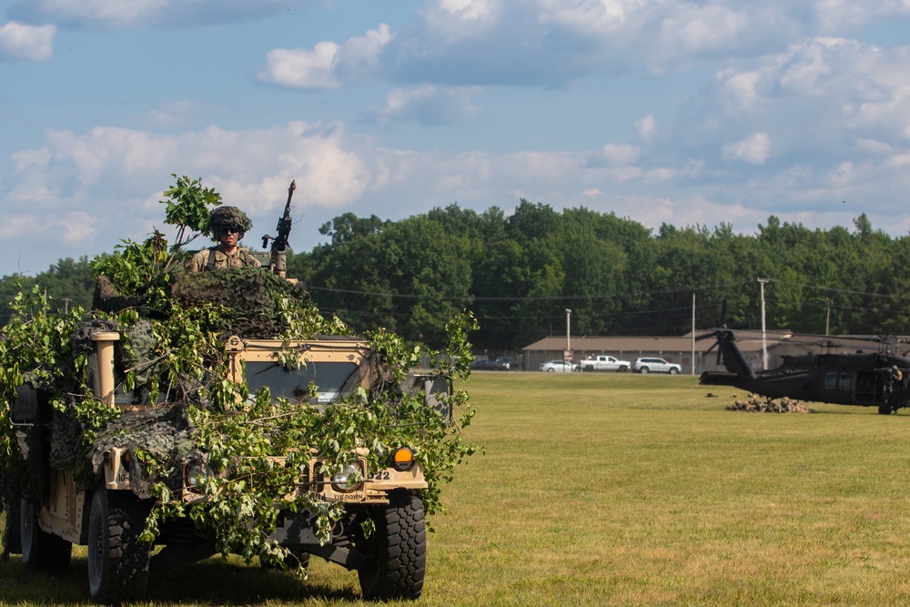 10th Mountain Division Holds &quot;Division Live&quot; as Part of Mountainfest 2023