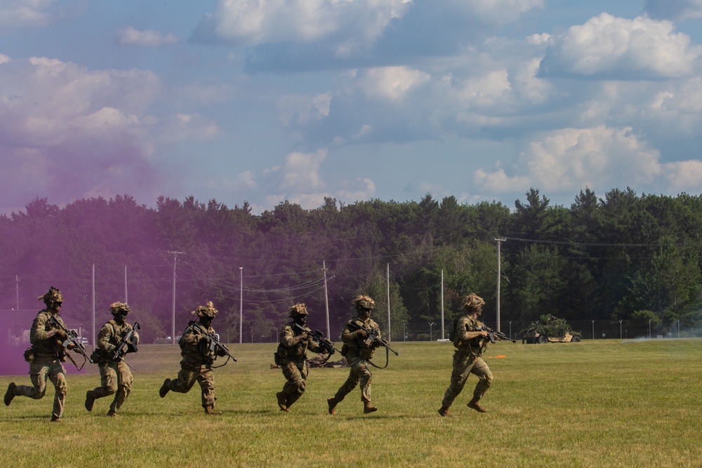 10th Mountain Division Holds &quot;Division Live,&quot; as Part of Mountainfest 2023