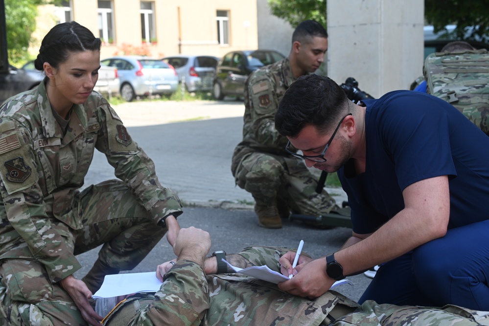 U.S., Bulgaria Military Forces Collaborate in Subject-Matter Exchange During Thracian Sentry 2023