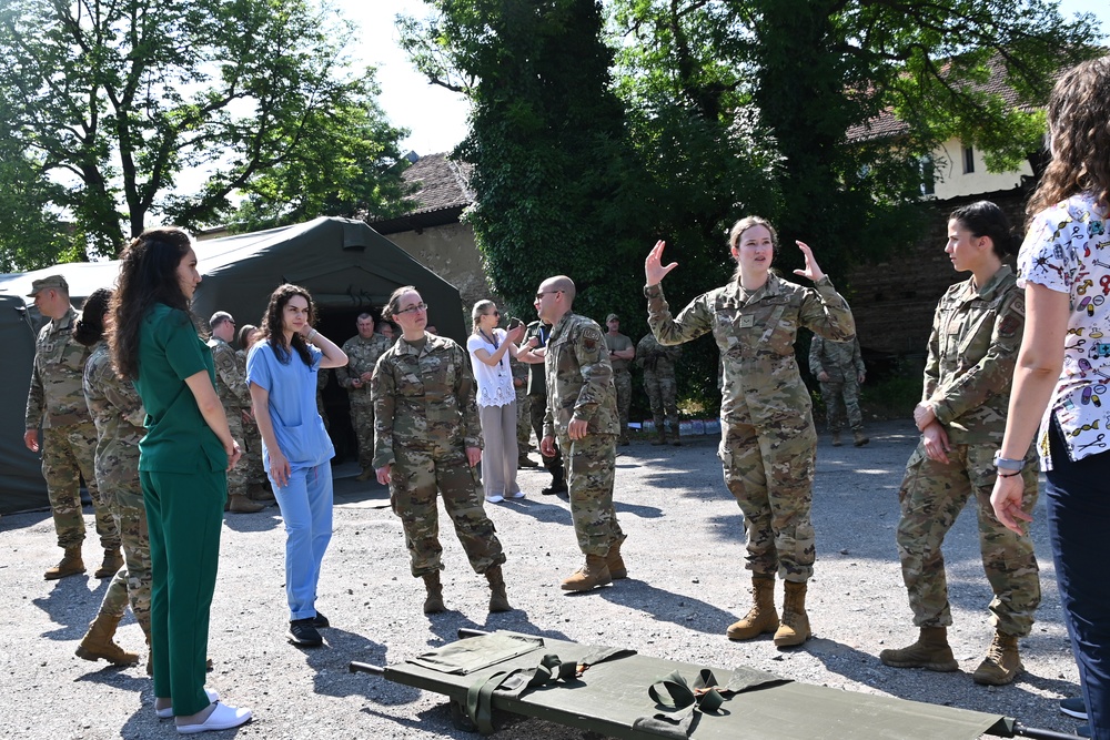 U.S., Bulgaria Military Forces Collaborate in Subject-Matter Exchange During Thracian Sentry 2023