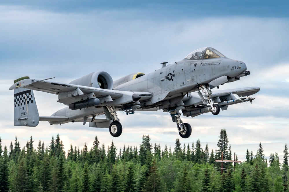 25 Fighter Squadron Soars into Red Flag Alaska 23-2