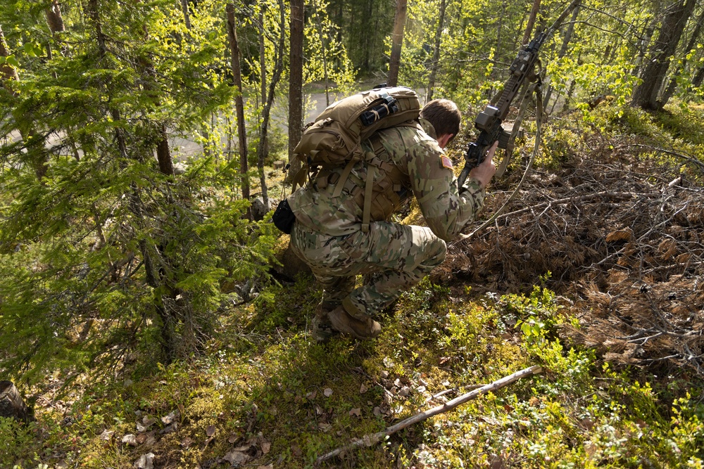 Subarctic spring: 10th SFG (A) Green Berets train tactics, techniques with Swedish Home Guard