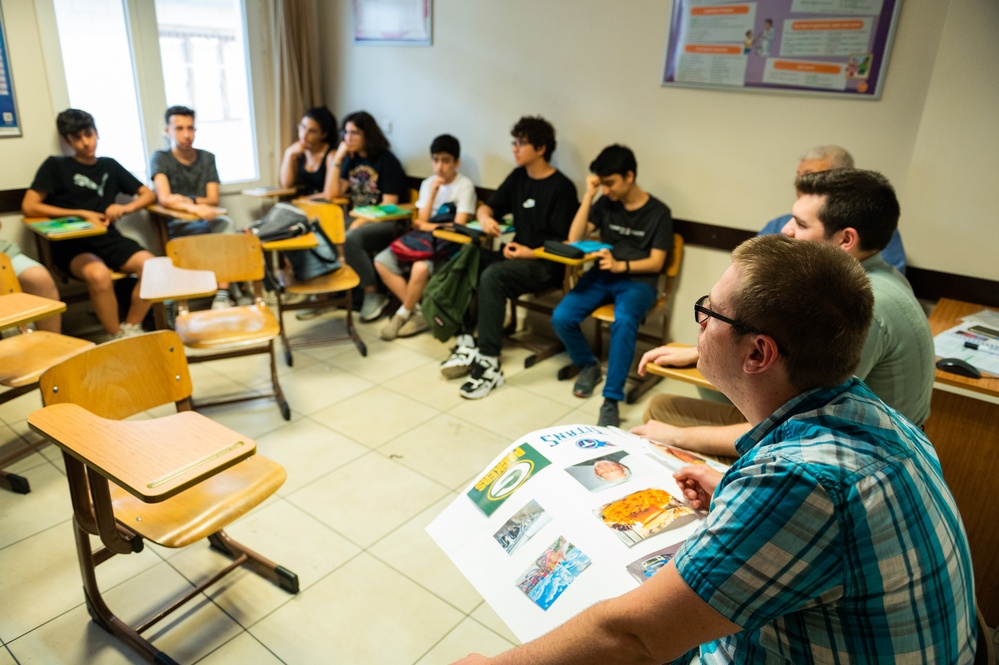 ALS class 23-E visits turkish-english language school