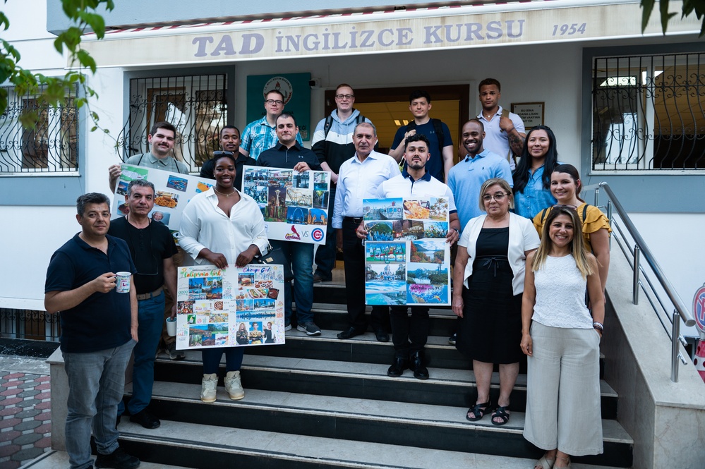 ALS class 23-E visits turkish-english language school