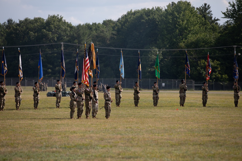 10th Mountain Division color guard presents the &quot;Salute to the Nation&quot;