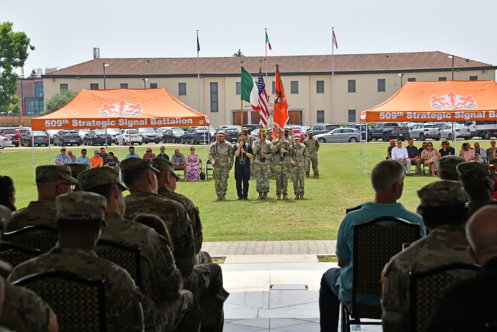 509th Strategic Signal Battalion Change of Command Ceremony