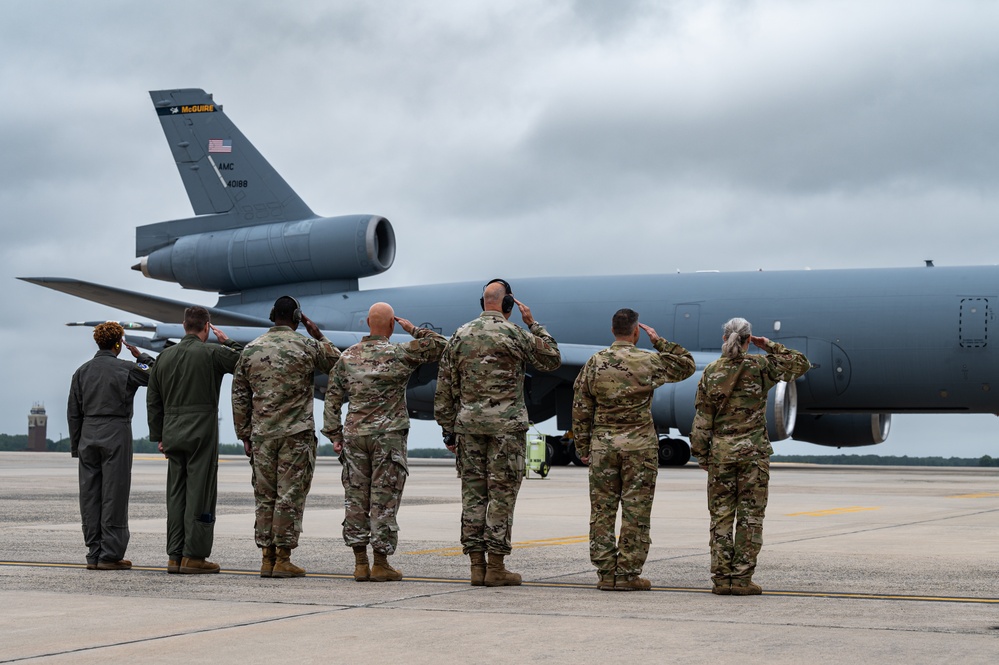 305th AMW bids last farewell to the KC-10