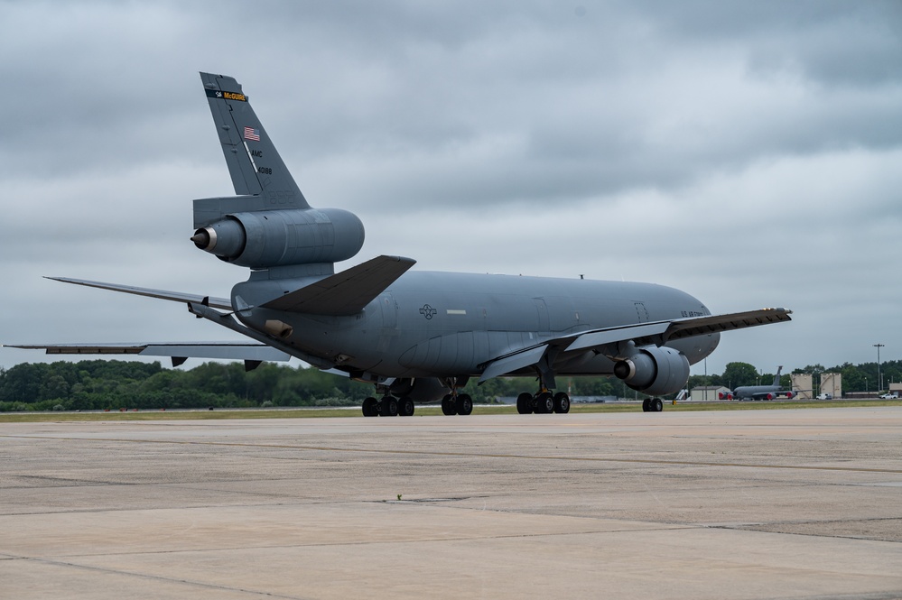 305th AMW bids last farewell to the KC-10