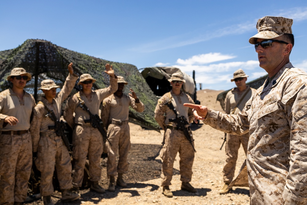 ITX 4-23 Brigadier General Douglas Clark visits Marines