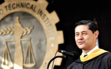 Deputy Under Secretary of the Army provides advice, guidance to high school graduates