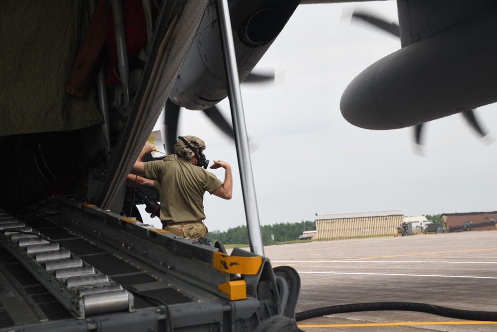 133rd Airlift Wing conducts wet-wing refueling