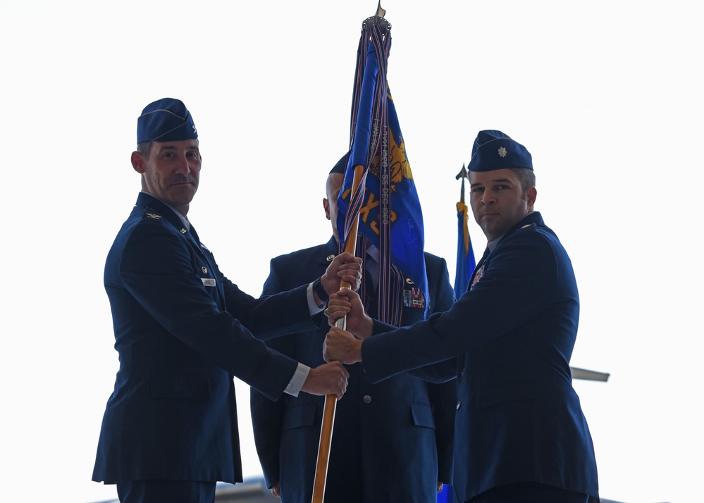 62d Aircraft Maintenance Squadron welcomes new commander