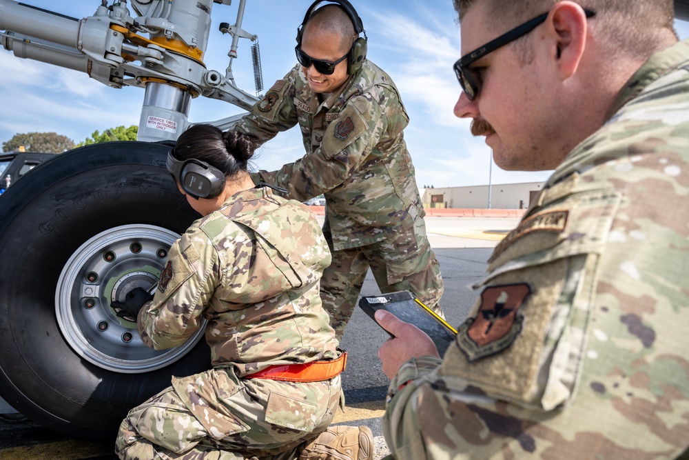 Closing a chapter: The last KC-10 Extender Maintenance Instructor class