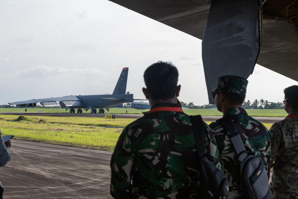 DVIDS - Images - First-ever US Air Force B-52s Arrive In Indonesia For ...