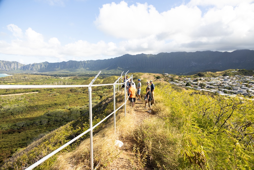MCBH leadership and Hawaii state representatives visit MCTAB fence line project
