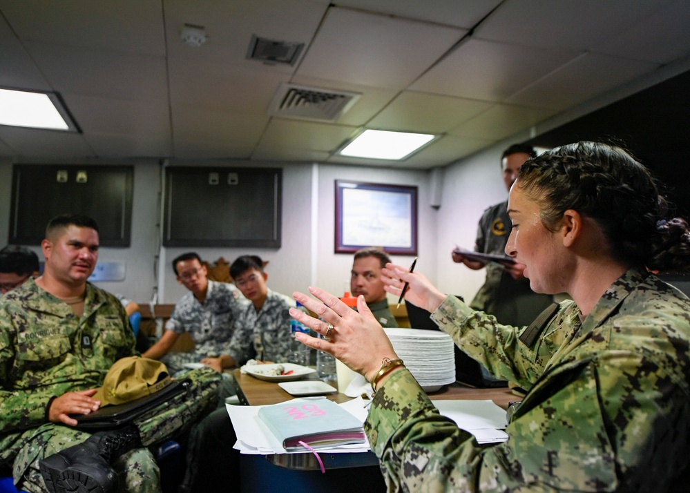 USS MANCHESTER (LCS 14) HOLDS EXERCISE PACIFIC GRIFFIN 2023 OPERATIONAL MEETING