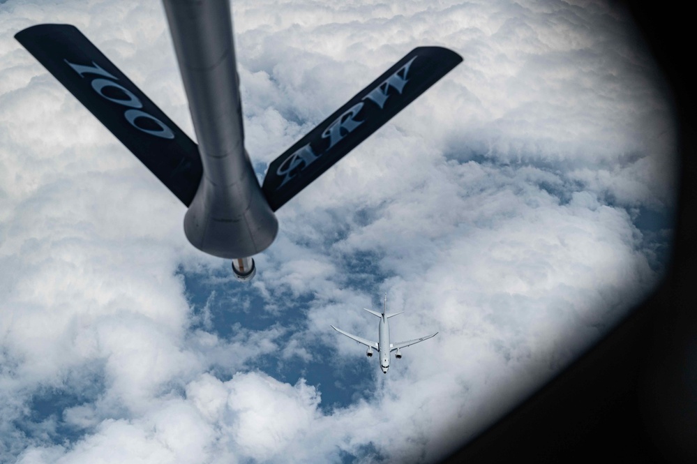 100 ARW refuels U.S. Navy P-8 Poseidon