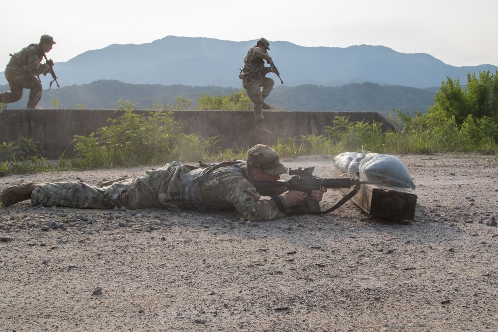 1-134th Cavalry Squadron conducts a Spur Ride in South Korea