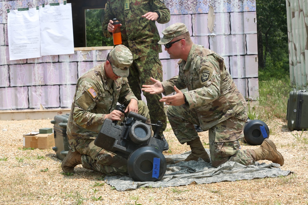 The 3-138th Infantry Regiment conducts their Annual Training