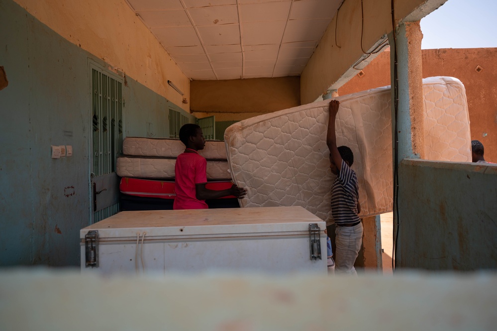 U.S. Military in Niger assisted in donation of mattresses to local orphanage