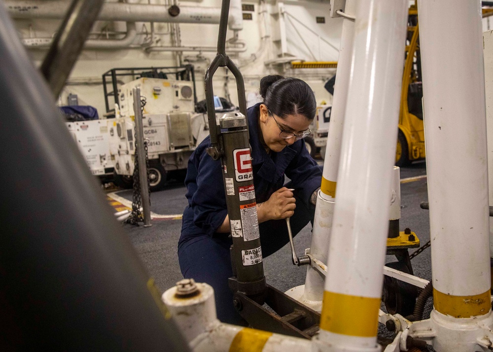 Daily Operations Aboard USS George H.W. Bush (CVN 77)
