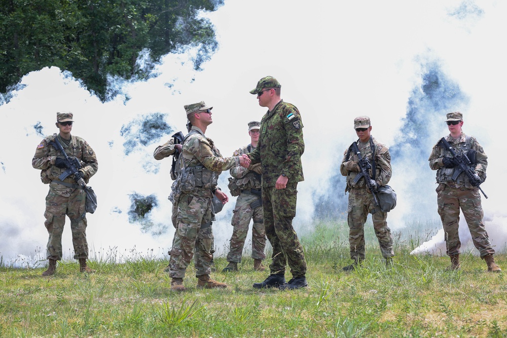 The 3-138th Infantry Regiment conducts their Annual Training