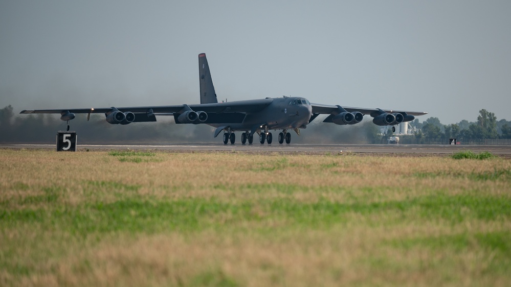 Barksdale sends aircraft to support Southcom mission