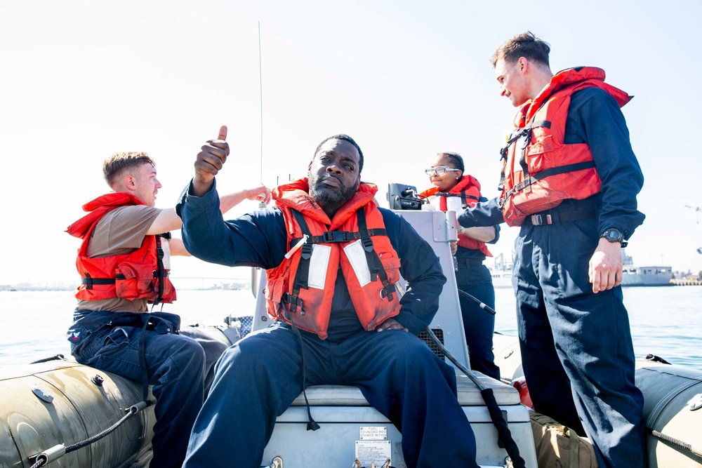 Abraham Lincoln conducts small boat operations