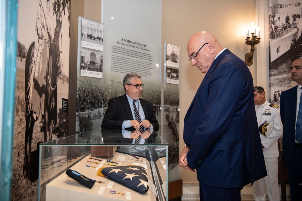 Italian Minister of Defense Guido Crosetto Visits Arlington National Cemetery