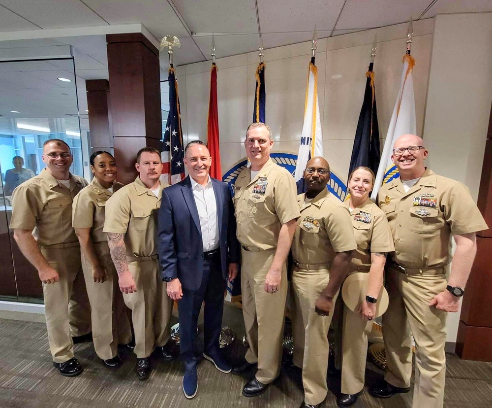 USS Arlington Sailors visit the U.S. Capitol