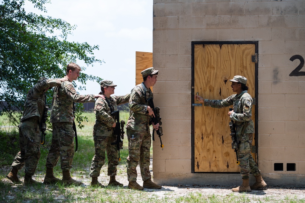 USAFA cadets visit 93 AGOW