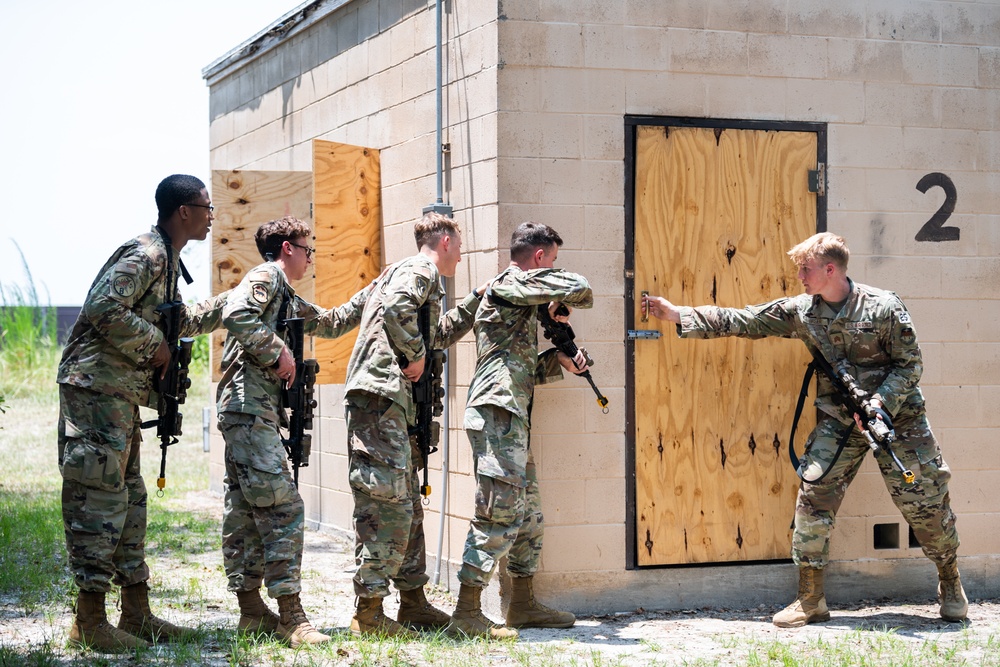 USAFA cadets visit 93 AGOW