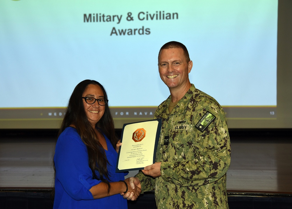 NAMRU San Antonio Civilian earns Time-in-Service Award