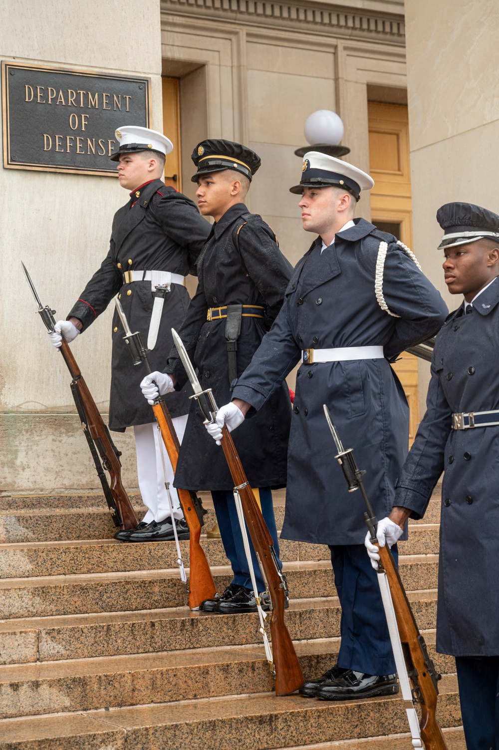 SECDEF Hosts Italian Defense Minister