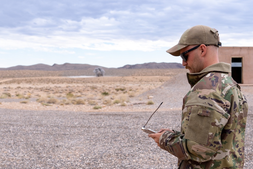 EOD conducts blast training