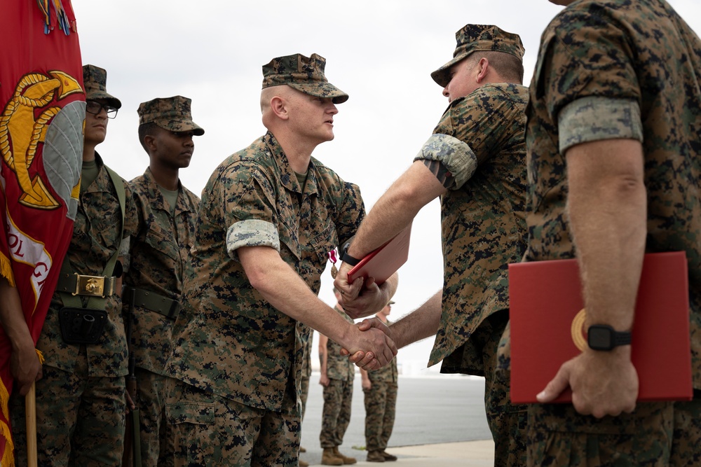 Master Sgt. Christopher Lisle retires on MCAS Cherry Point