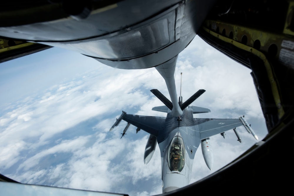 92nd ARW gas up JASDF F-15s and 80th FS F-16s during RF-A 23-2