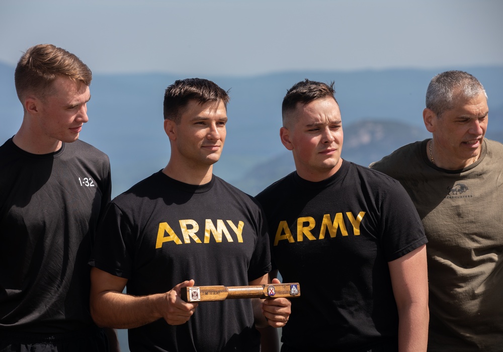 10th Mountain Division Soldiers Complete Hewitt Relay