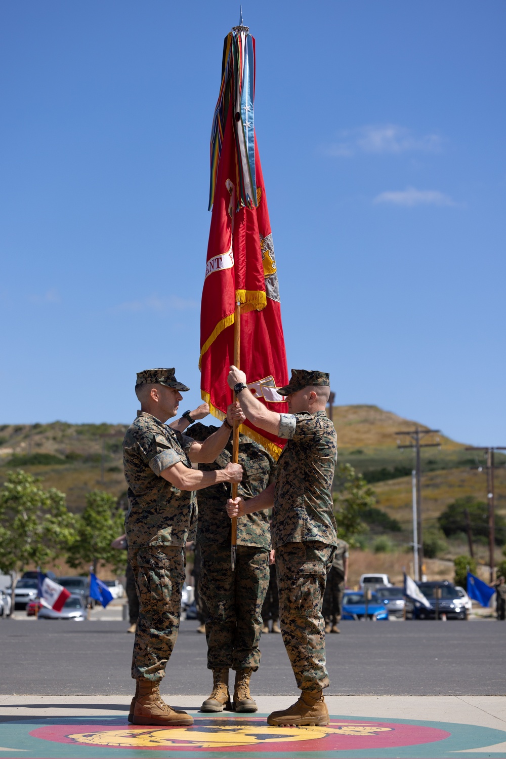 5th Marines holds change of command ceremony