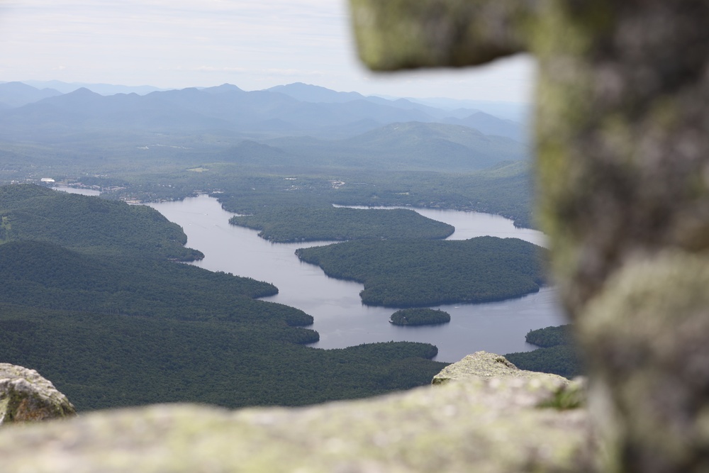 Soldiers with the 10th Mountain Division complete the Hewitt Relay Soldiers with the 10th Mountain Division complete the Hewitt Relay