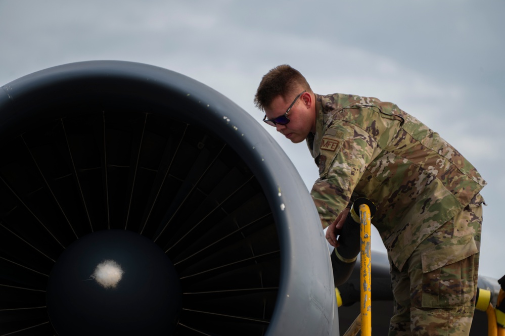 ACE: Arrival of the B-52