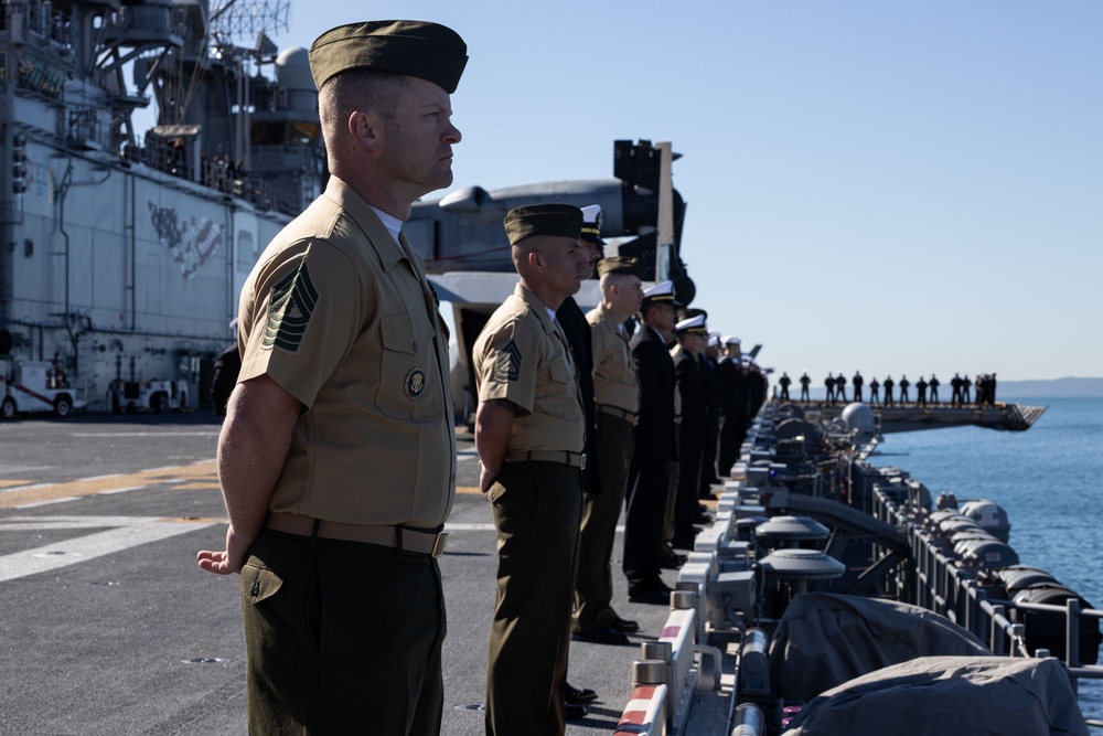 31st MEU Marines Man the Rails