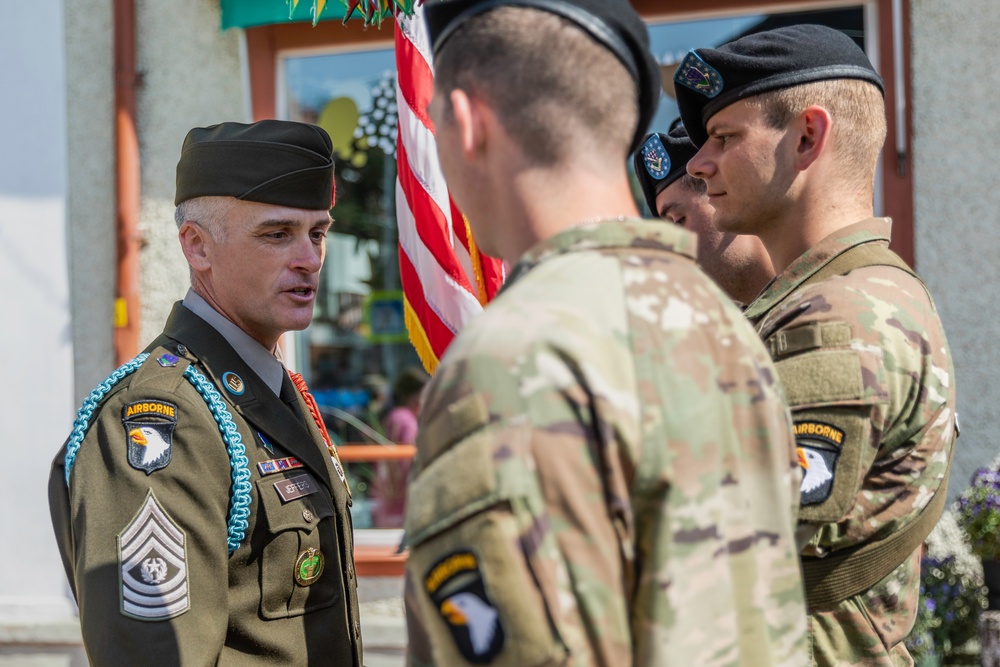 4th Infantry Division, NATO Allies, demonstrate solidarity during Estonian Victory Day parade