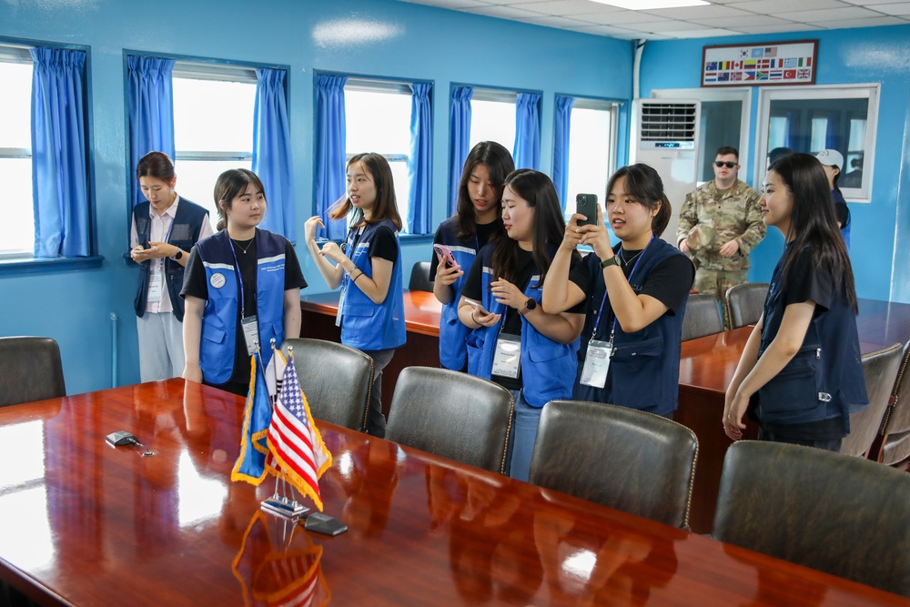 United Nations Korean War Veterans Descendants Visit Joint Security Area