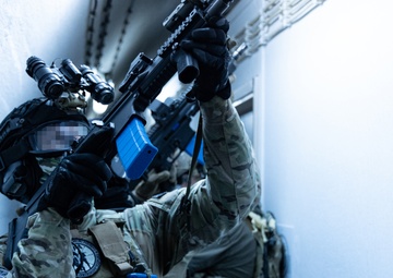 US Special Forces partner with Bosnian SIPA for Joint Combined Exchange Training